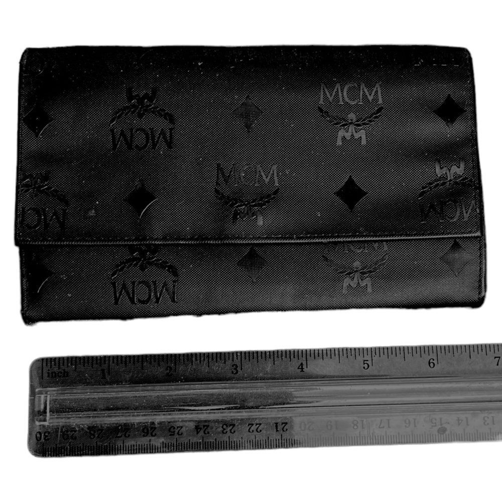 Vintage MCM Black Vinyl Medium Size Billfold w/Leather Interior Great Condition